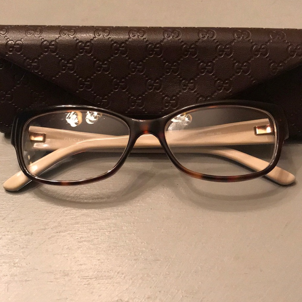 Gucci Tortoise shell frame with turquoise arms